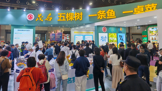 黄金配资门户网站 直击大湾区农交会最“鲜”展区！茂名优品矩阵实力“圈粉”